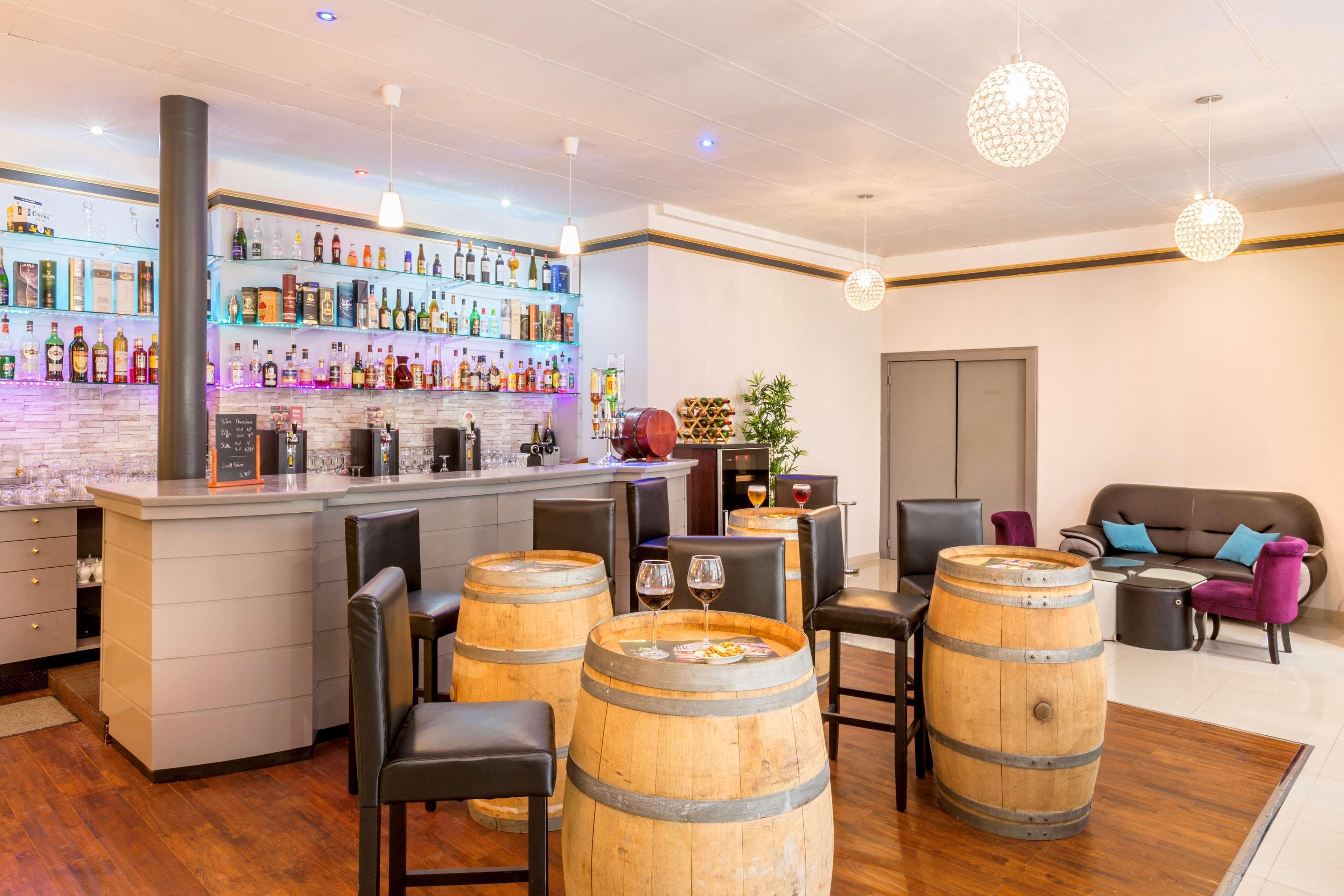 Best Western Hotel Saint Claude Peronne  Ngoại thất bức ảnh